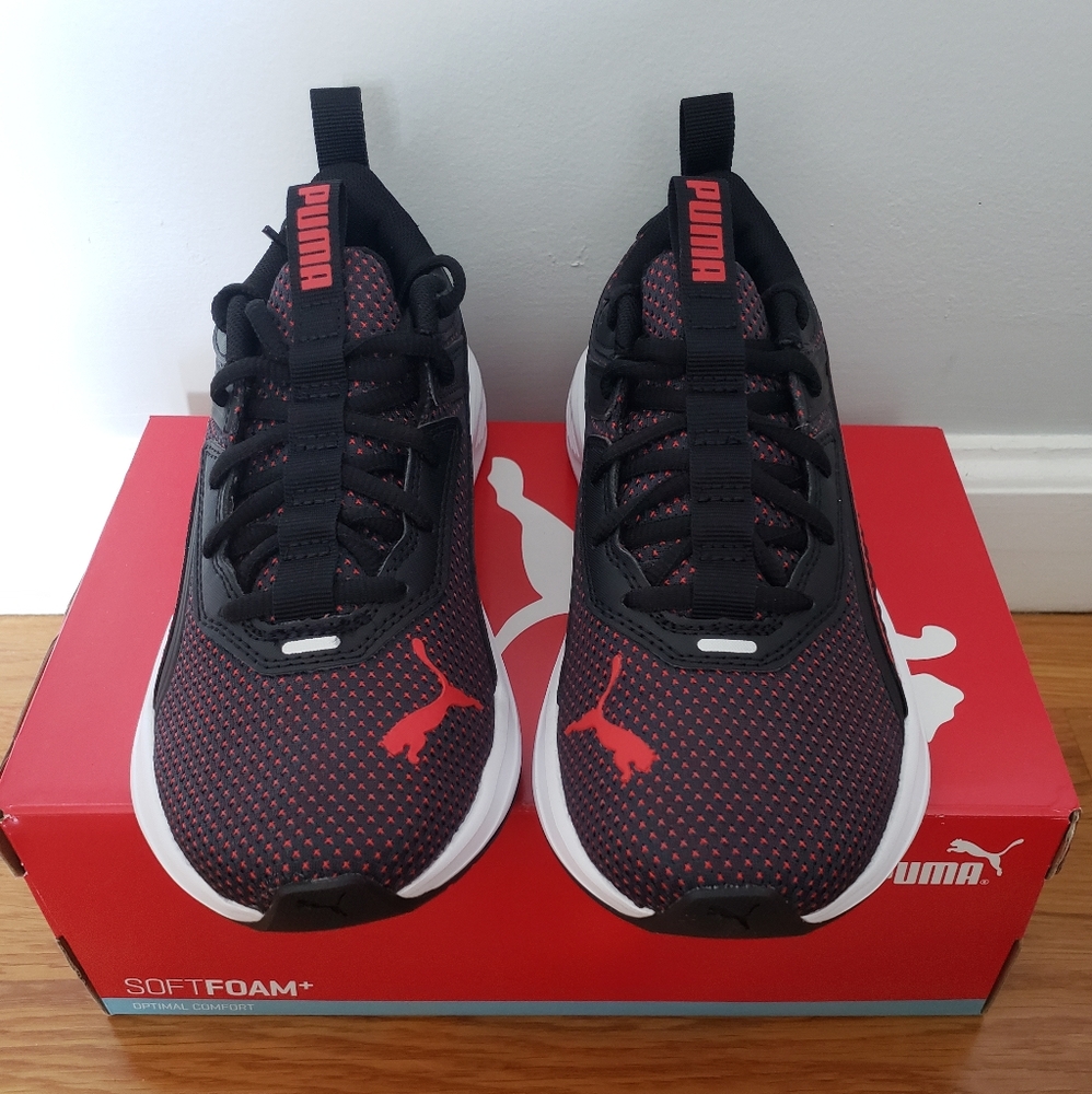 Junior Boys Puma Sneakers NWT